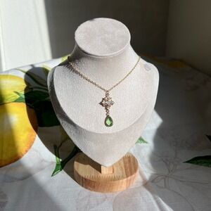 Boho Bridal Necklace, Peridot Necklace, Bridgerton Jewelry, Victorian, Romantic